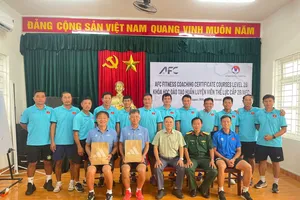 Có 11 học viên tham dự khóa học.