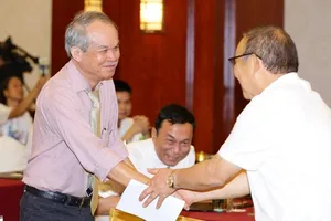 Bầu Đức nổi tiếng với những lần đột phá trong bóng đá. Ảnh: ANH KHOA