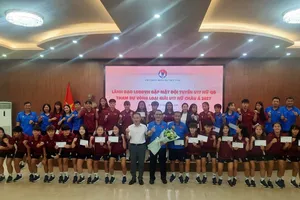 Các tuyển thủ U17 nữ Việt Nam sẵn sàng tham dự vòng loại U17 nữ châu Á 2027. Ảnh: VFF