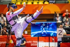 Châu Lê Tuyết Sang giành Huy chương Bạc nội dung Taekwondo thực tế ảo cá nhân hỗn hợp. Ảnh: TÂM MINH