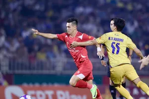 Tiến Linh ghi bàn mở tỷ số cho Công an TPHCM. Ảnh: DUY ANH