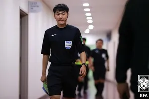 Trọng tài Choi Hyun-jai. Ảnh: KFA