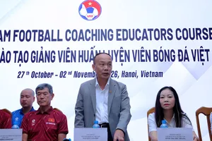 Tổng thư ký VFF Nguyễn Văn Phú phát biểu tại lễ khai mạc.
