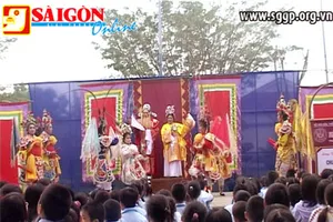 Hát Bội đến với học sinh trường Nam Sài Gòn