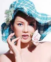 Diễn viên Lý Nhã Kỳ: Giản dị, duyên dáng