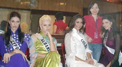 Nhà thiết kế Liên Hương vươn xa cùng chiếc áo dài