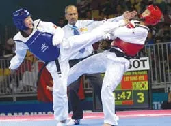 Sáng nay, môn taekwondo:  Hoài Thu thua đáng tiếc!