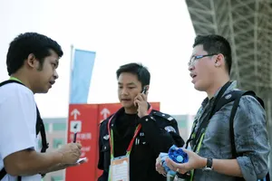 Toát mồ hôi tìm nhà thi đấu