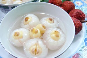 Excellent combination of litchi and lotus seed