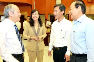 Gắn học tập nghị quyết với thực tiễn