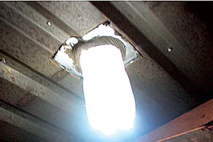 Sáng với mặt trời trong chai