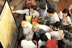 Hanoi hosts exhibition on ‘Maps of Paracel, Spratly Islands’