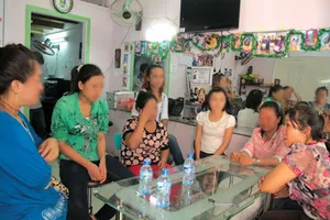 Bước qua lầm lỡ