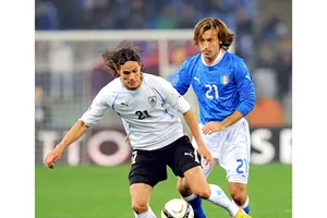 Bảng D, Italia - Uruguay (23 giờ ngày 24-6): Một mất, một còn