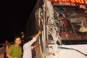 Tai nạn liên hoàn tại cửa phía Bắc hầm đường bộ Hải Vân