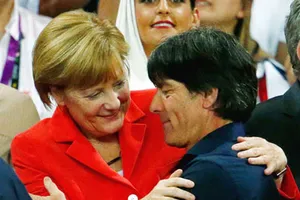 Món quà đặc biệt dành cho CĐV đặc biệt