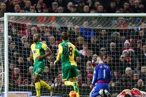 Norwich "ẵm" trọn 3 điểm tại Old Trafford