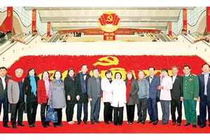 Hoàn thiện danh sách nhân sự bầu Ban Chấp hành Trung ương khóa XII