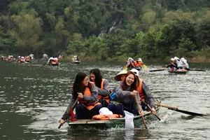 Thỏa chí tang bồng trên đất cố đô