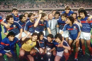 Tôi yêu tuyển Pháp