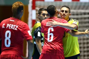 Colombia, Bồ Đào Nha và Thái Lan vào vòng 16 đội