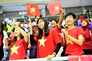 Lần đầu tốp 16