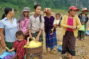 Gần 60 tỷ đồng ủng hộ đồng bào vùng lũ