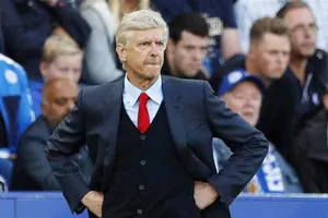 Ở Arsenal, không chỉ mình Wenger có lỗi