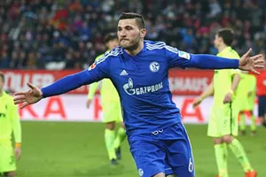 Tiền ít thì đừng…