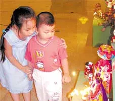 Trên 1.000 lượt khách tham quan