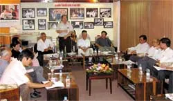 Nhiều nghệ sĩ gửi búp bê đấu giá gây quỹ ủng hộ đồng bào miền Trung