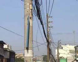 Đường làm xong vẫn không dời cột?