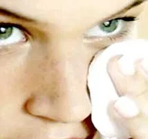 “Tẩy trang” không là chuyện nhỏ