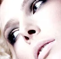 Trang điểm theo xu hướng mới