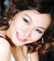 Trang điểm với “mắt bụp”