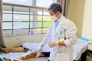 Bệnh viện Đa khoa Bà Rịa tranh thủ "thời gian vàng" cứu người phụ nữ khỏi nguy cơ cắt chi