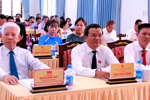 Nguyên Chủ tịch nước Nguyễn Minh Triết dự kỳ họp thứ I HĐND phường Phú An nhiệm kỳ 2026-2031