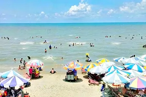 Ngành du lịch cũng là thế mạnh phát triển kinh tế của xã Long Hải.