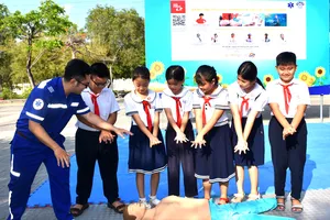 Hướng dẫn kỹ năng cấp cứu cho giáo viên, học sinh