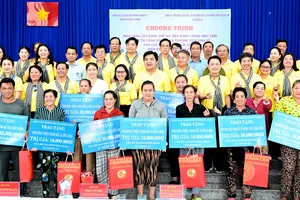 Hỗ trợ sinh kế cho hộ nghèo ở xã đảo