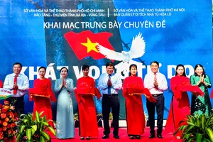 Khai mạc Trưng bày chuyên đề "Khát vọng tự do".
