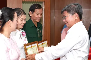  Phường Phú Thạnh tuyên dương gương điển hình trong học tập và làm theo Bác 