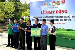 Hội Bảo vệ Thiên nhiên và Môi trường TP.HCM hỗ trợ 1.500 cây xanh cho xã Long Hải