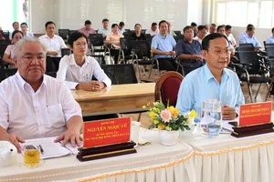 Xã Cần Giờ tăng cường hướng dẫn người dân sử dụng dịch vụ công trực tuyến