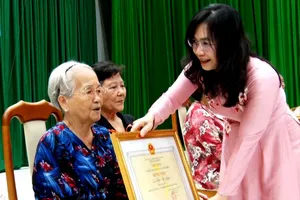 Xã Long Điền chúc thọ, mừng thọ người cao tuổi 