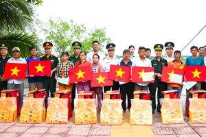 Hơn 200 ngư dân xã An Thới Đông cam kết không vi phạm IUU