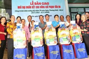 Xã Củ Chi bàn giao 2 công trình sửa chữa nhà tình nghĩa
