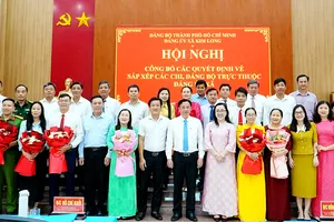Xã Kim Long sắp xếp, kiện toàn các chi bộ, đảng bộ trực thuộc