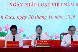 Phiên tòa giả định để cảnh tỉnh học sinh trước hiểm họa ma túy