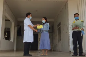 Bệnh nhân 601  có kết quả xét nghiệm 6 lần âm tính với SARS-CoV-2 và được xuất viện